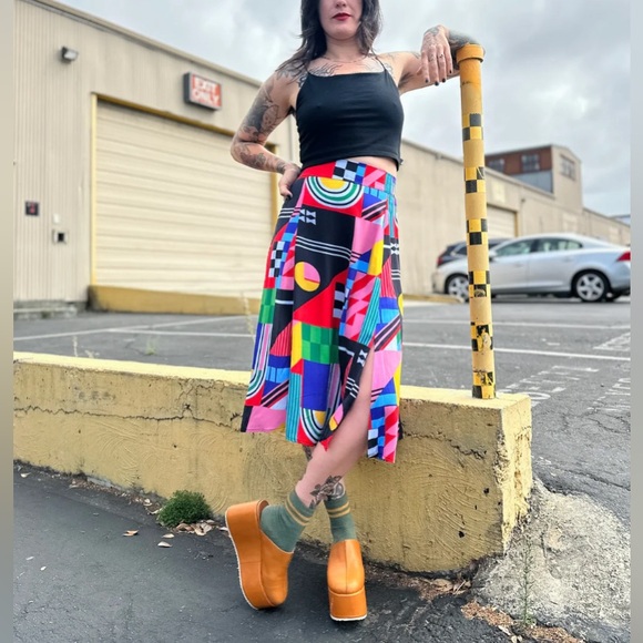 Nooworks Dresses & Skirts - Nooworks 4x the slip skirt Ansley geometric artsy print wearable Art pull on